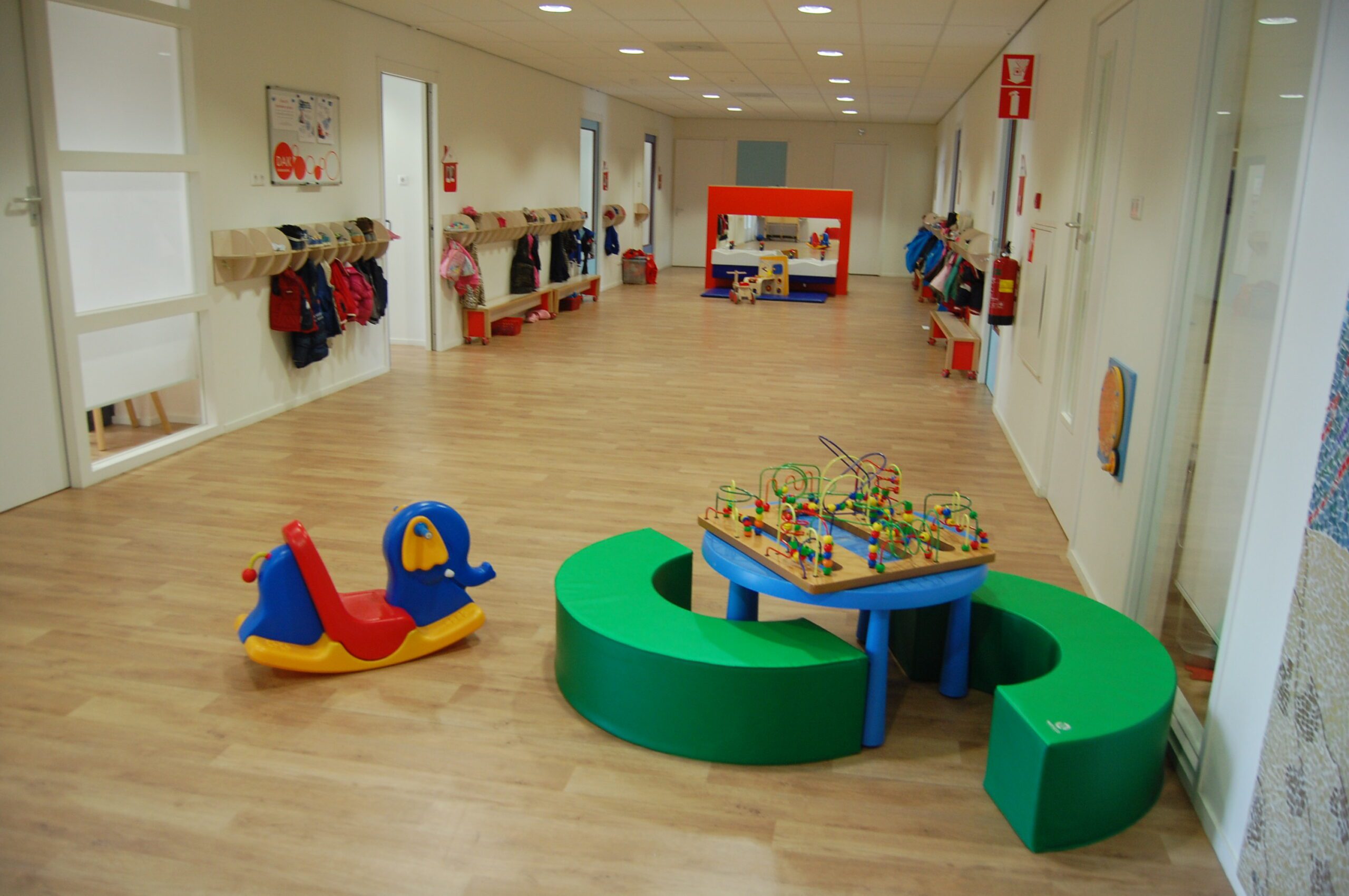 dion_dak_roemer_visscherstraat_kinderdagverblijf/